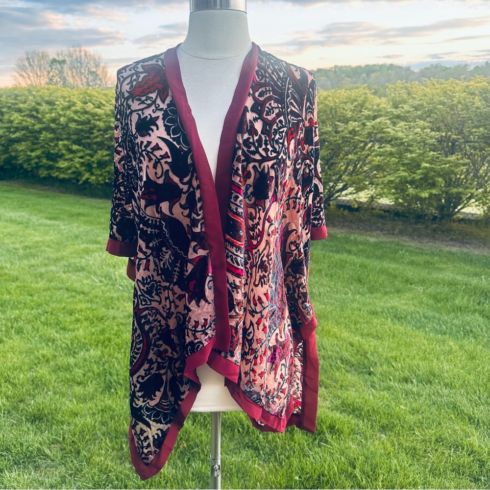 Soft Surroundings Velvet Wine Paisley Topper Kimono